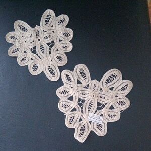 1 Dozen Heart Shaped Cream Lace Doilies 100% Cotton (More Is Available)